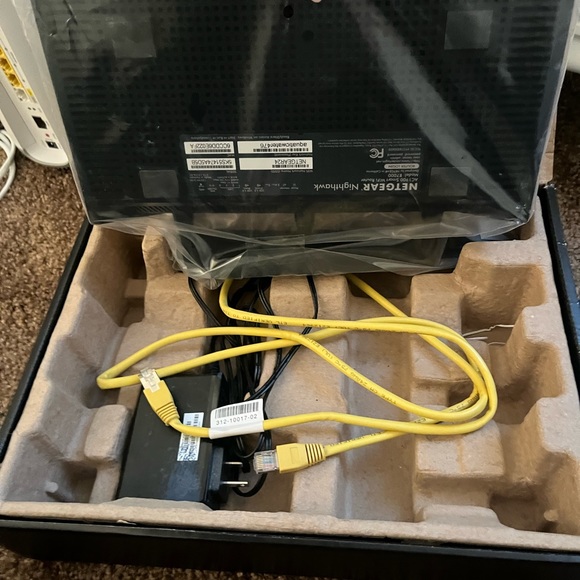 NETGEAR Nighthawk AC1900 - Picture 4 of 5